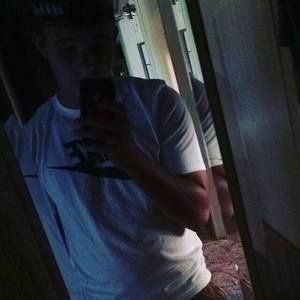 Meet your Posher, Dylan